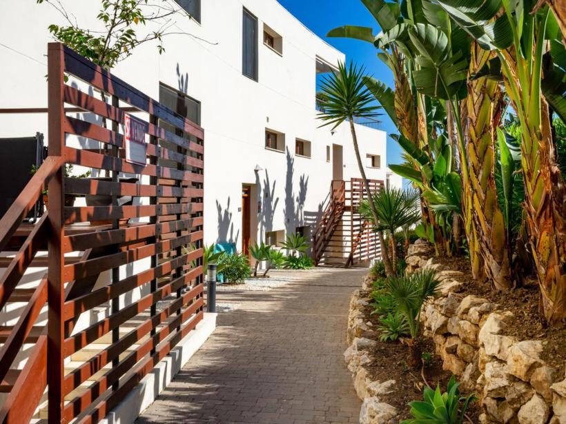 Апартаменты Marbella Hills Экстерьер фото